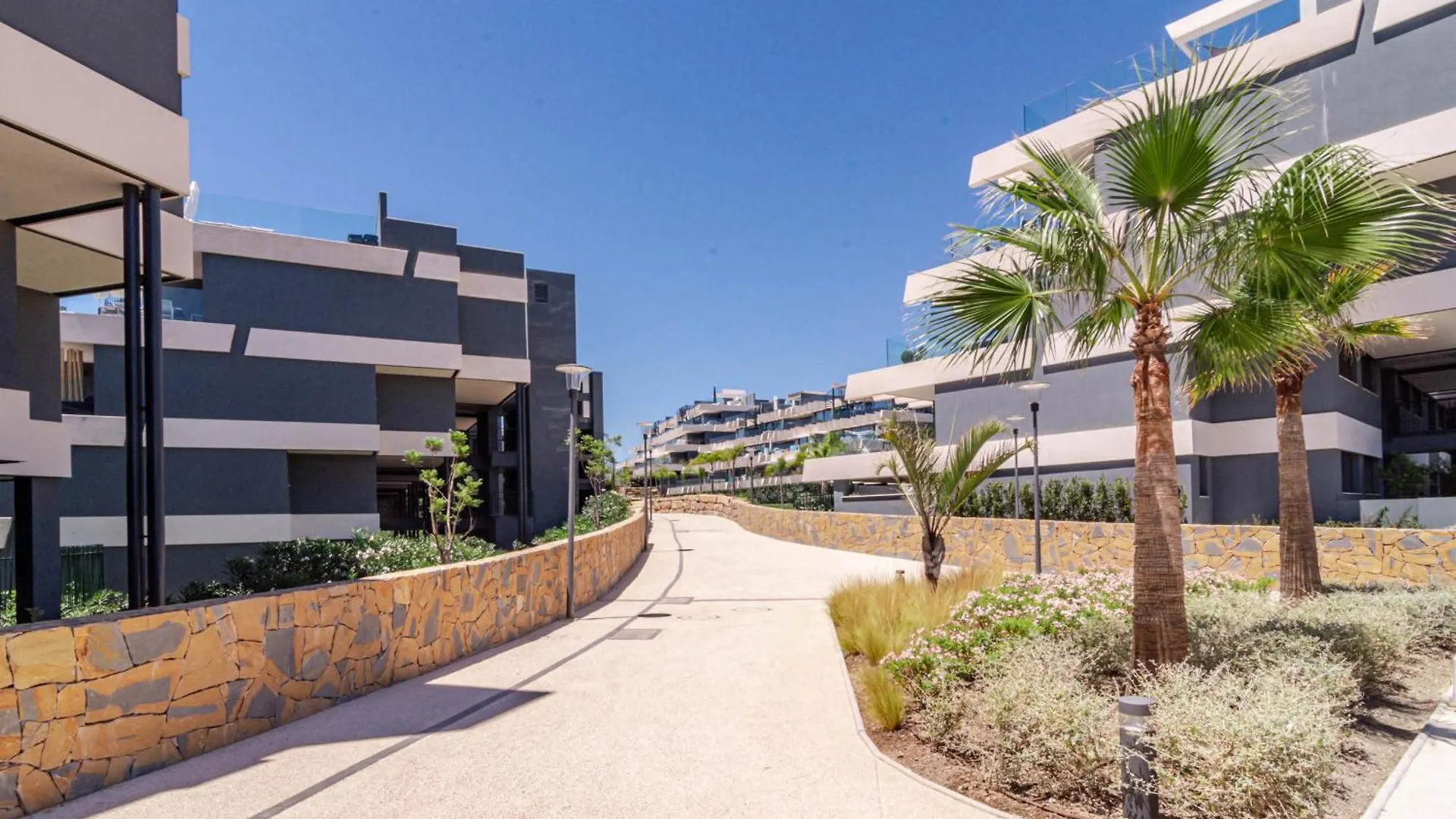Apartment Oasis32542 - Modern Holiday Home In Luxury Resort Estepona Spain